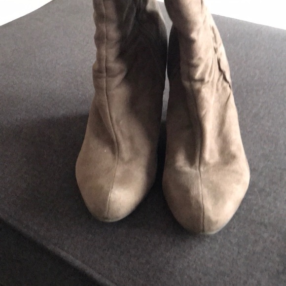 10, Mia, medium taupe, suede, wedge boots. - Picture 4 of 5
